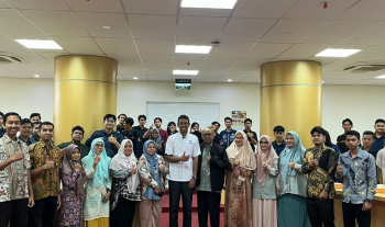 Tahniah diucapkan kepada Prof. Madya Dr. Ramadhansyah Putra Jaya, Prof. Madya, Fakulti Teknologi Kejuruteraan Awam, UMPSA di atas lantikan sebgai Visiting Professor di Universitas Negeri Padang, Indonesia